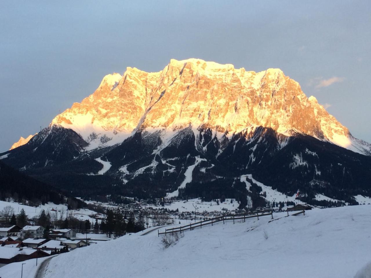 Hotel Alpin Ehrwald Esterno foto